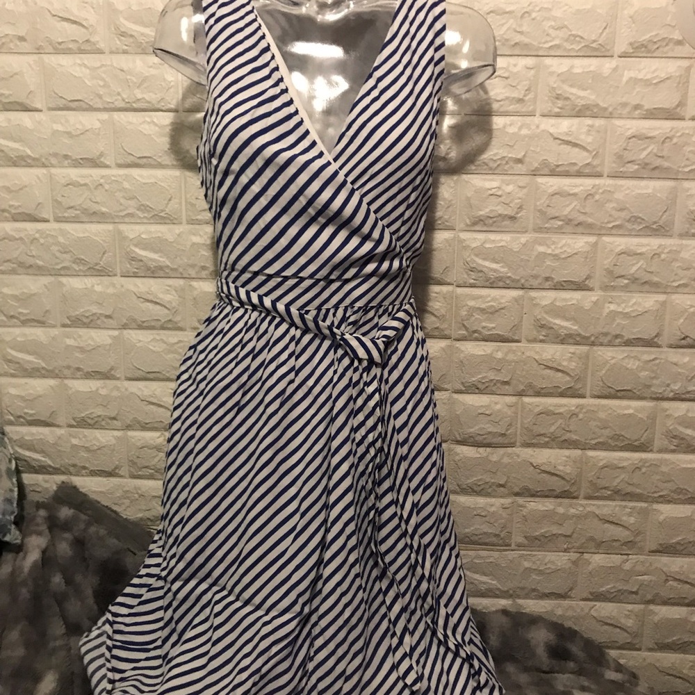 LOFT DRESS SIZE 6 - Picture 7 of 8